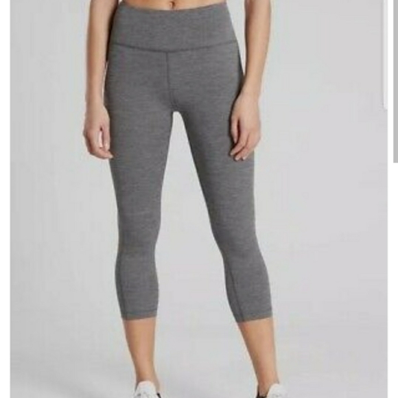 Athleta Pants - Athleta Sz XS Ultimate Stash Pocket Capri Gray